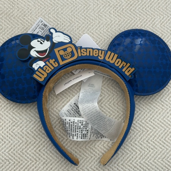 Black Friday deal! Walt Disney world Mickey ears - Picture 1 of 1